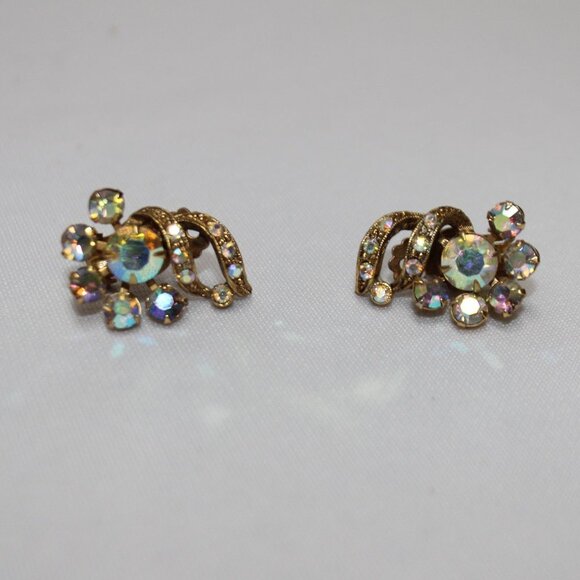 Vintage SELRO Selini Opalescent Clip Earrings - Picture 1 of 4
